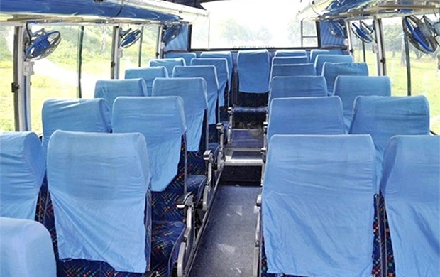 27 Seater Mini Bus Hire