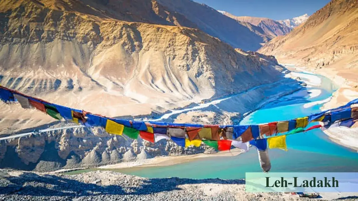 3. Leh-Ladakh – Adventure with Clear Skies