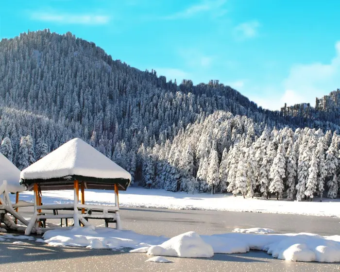 Dalhousie Khajjiar Tour package
